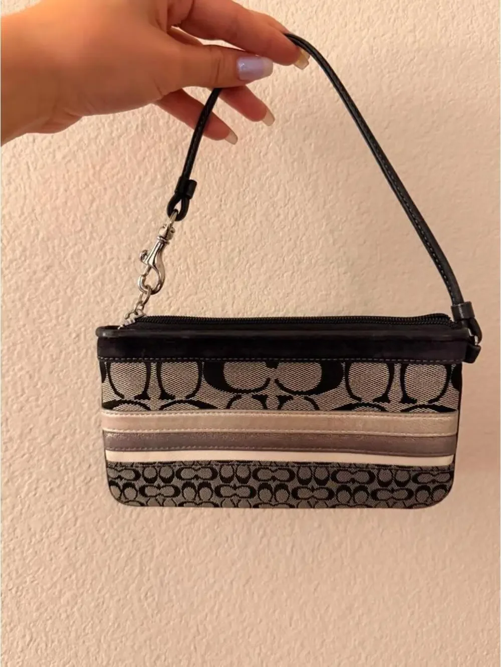 Vintage Black/Silver Coach Wristlet with Horizontal Stripes